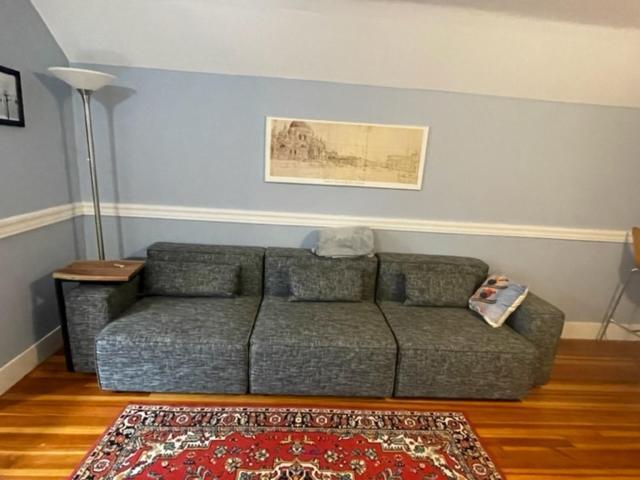 בוסטון Comfortable Loft With Private Bathroom מראה חיצוני תמונה