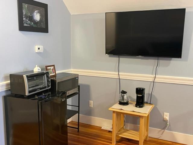בוסטון Comfortable Loft With Private Bathroom מראה חיצוני תמונה